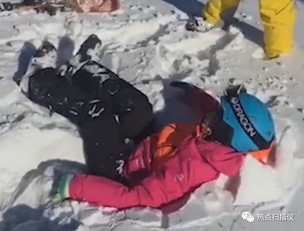 5歲兒童隨舅舅滑野雪遭遇不幸身亡，引發(fā)社會(huì)關(guān)注與反思，5歲兒童跟隨舅舅滑野雪遭遇不幸，引發(fā)社會(huì)關(guān)注和反思的事件