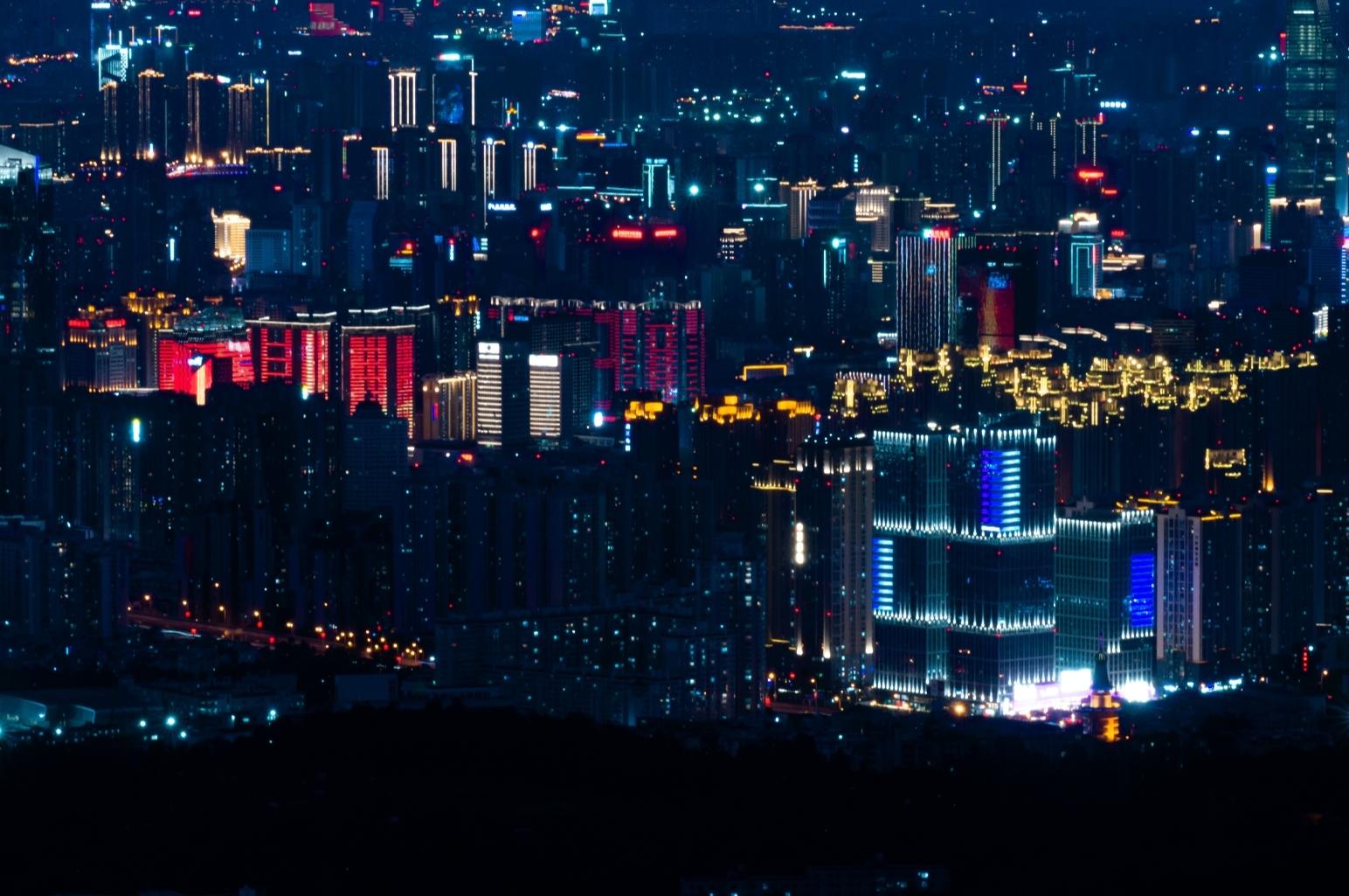 長蟲山夜景最新，探索城市中的自然魅力與夜色之美，長蟲山夜景探索，自然魅力與夜色之美的交融