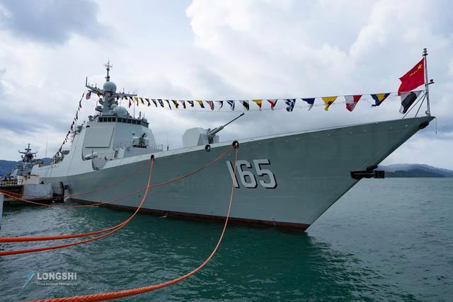 新成員加入，新165湛江艦052D型導(dǎo)彈驅(qū)逐艦正式入列我國海軍序列，新成員亮相！湛江艦052D型導(dǎo)彈驅(qū)逐艦正式加入我國海軍序列