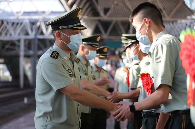 武警部隊改革，持續(xù)深化，不再退伍的新時代，武警部隊改革深化，新時代下的持續(xù)變革與不退伍時代來臨