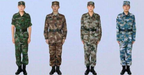 解放軍21式迷彩服全套，新時(shí)代軍威的象征，解放軍新時(shí)代軍威的象征，21式迷彩服全套亮相