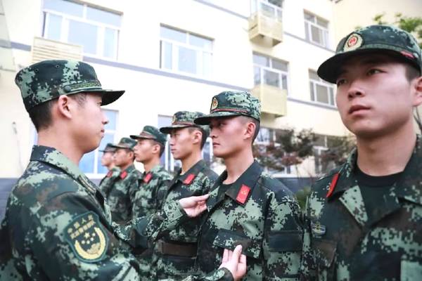 揭秘2021武警新式迷彩服，科技與傳統(tǒng)的完美結(jié)合，揭秘，2021武警新式迷彩服——科技與傳統(tǒng)完美融合