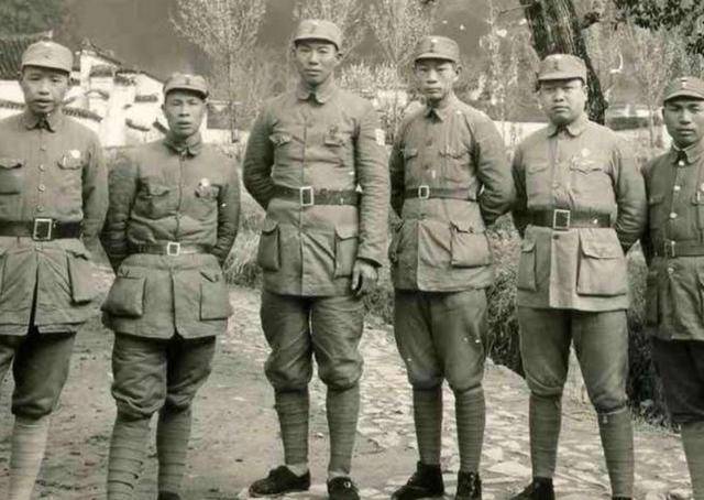 上將軍銜相當(dāng)于政府什么官，上將軍銜對(duì)應(yīng)的政府官職及級(jí)別，上將相當(dāng)于政府什么職位？