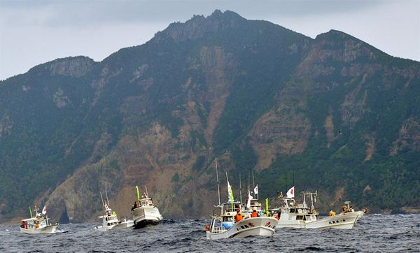 釣魚島最新24小時消息，中日雙方持續(xù)緊張對峙，國際社會密切關注，釣魚島緊張局勢持續(xù)，最新24小時消息與全球關注