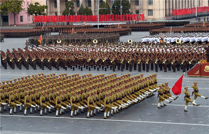 朝鮮閱兵圖片，展現(xiàn)國(guó)家力量與榮耀，朝鮮閱兵圖片展示國(guó)家力量與榮耀的瞬間