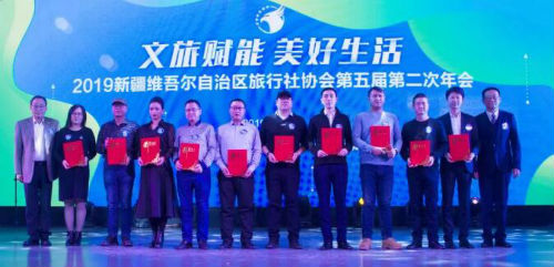 新疆旅行社哪家好，深度解析與推薦，新疆旅行社深度解析與推薦，哪家旅行社更好？