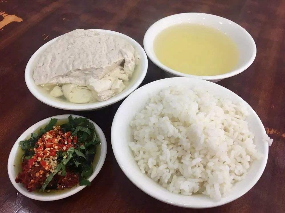 麻辣豆腐的獨(dú)特魅力與制作方法，麻辣豆腐的魅力與制作秘籍