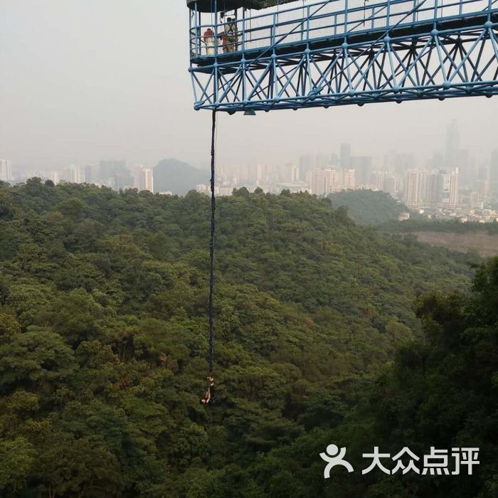 廣州白云山蹦極，挑戰(zhàn)極限，釋放內心的冒險之旅，廣州白云山蹦極，冒險之旅，挑戰(zhàn)內心極限