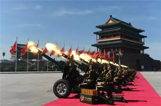 回顧歷史，重溫輝煌——1959年國慶閱兵式，重溫輝煌歷史，1959年國慶閱兵式回顧