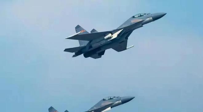 跨越臺海，71架戰(zhàn)機全線行動，臺海大行動，71架戰(zhàn)機跨域聯(lián)動備戰(zhàn)演練
