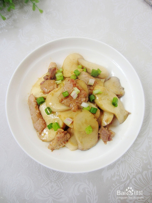 杏鮑菇土豆片炒肉——一道美味家常菜的烹飪藝術(shù)，杏鮑菇土豆片炒肉，家常美食的烹飪藝術(shù)探索