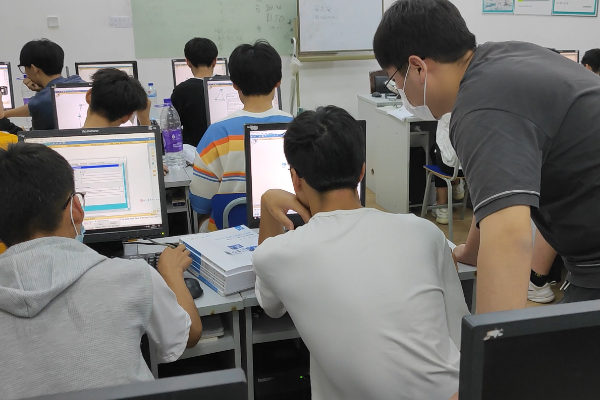 短期職業(yè)技能培訓(xùn)班，賦能個人與企業(yè)的快速通道，短期職業(yè)技能培訓(xùn)班，個人與企業(yè)的成長加速器