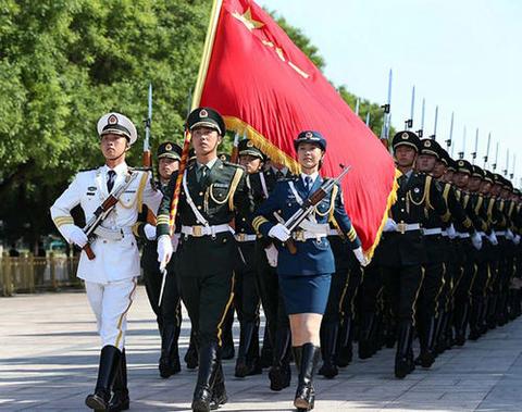 三軍儀仗隊張自軒，時代楷模，榮耀背后的堅守與奉獻，時代楷模張自軒，榮耀背后的三軍儀仗隊堅守與奉獻