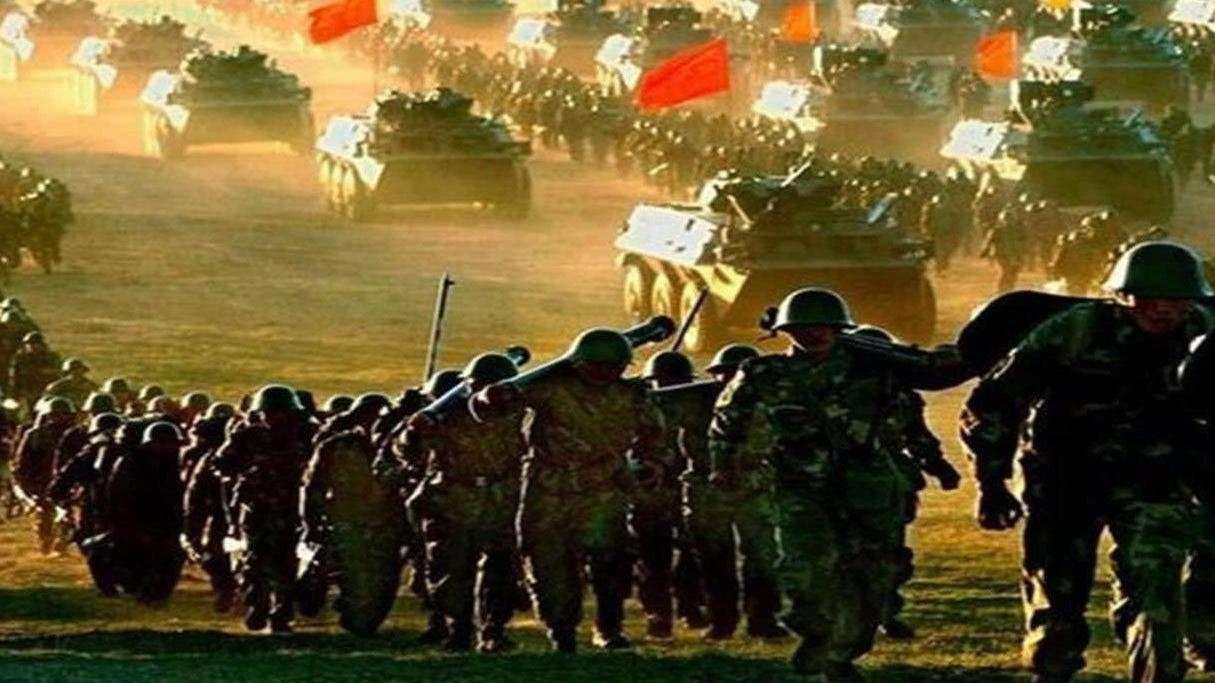 現(xiàn)在有什么武器，科技與創(chuàng)新引領(lǐng)的武器變革，科技與創(chuàng)新引領(lǐng)的武器變革，現(xiàn)代武器概覽