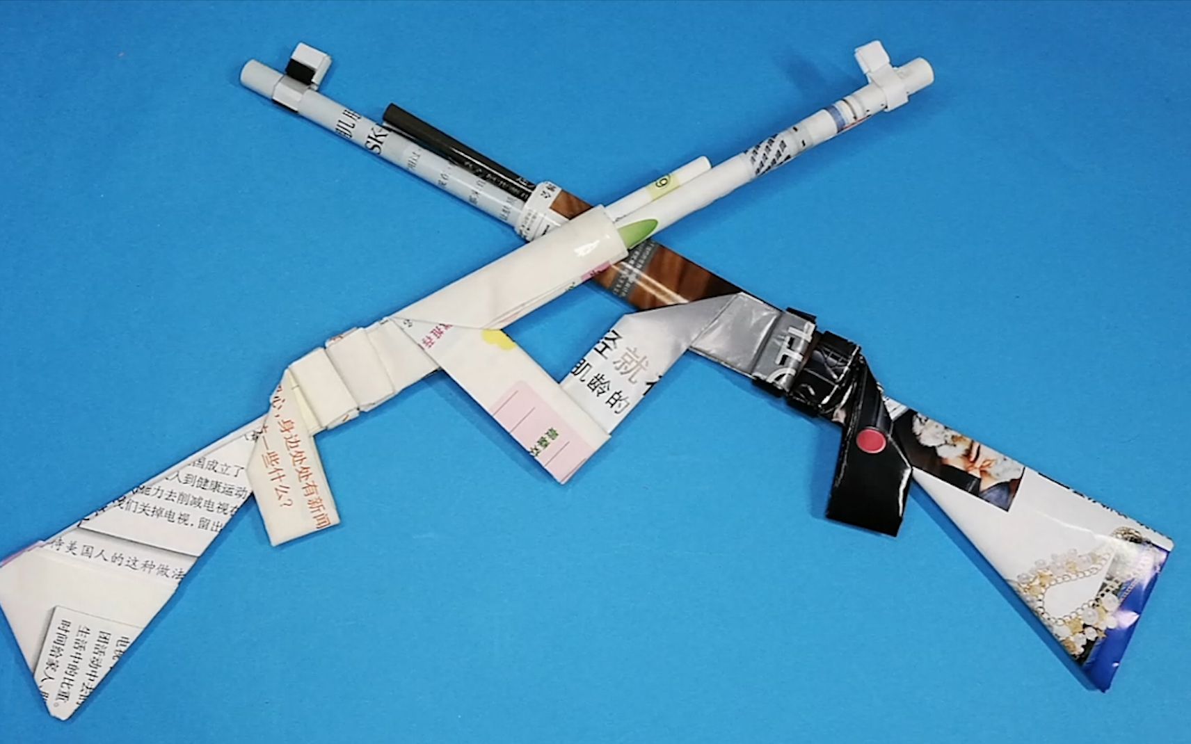 現(xiàn)代兵器與手工藝術的交融，現(xiàn)代兵器與手工藝術的創(chuàng)新交融
