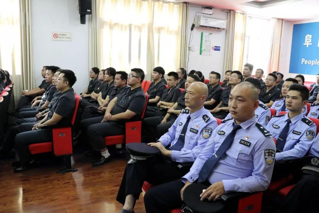 國慶70周年大閱兵完整版直播回放，榮耀瞬間，永載史冊，國慶70周年大閱兵榮耀瞬間，直播回放永載史冊