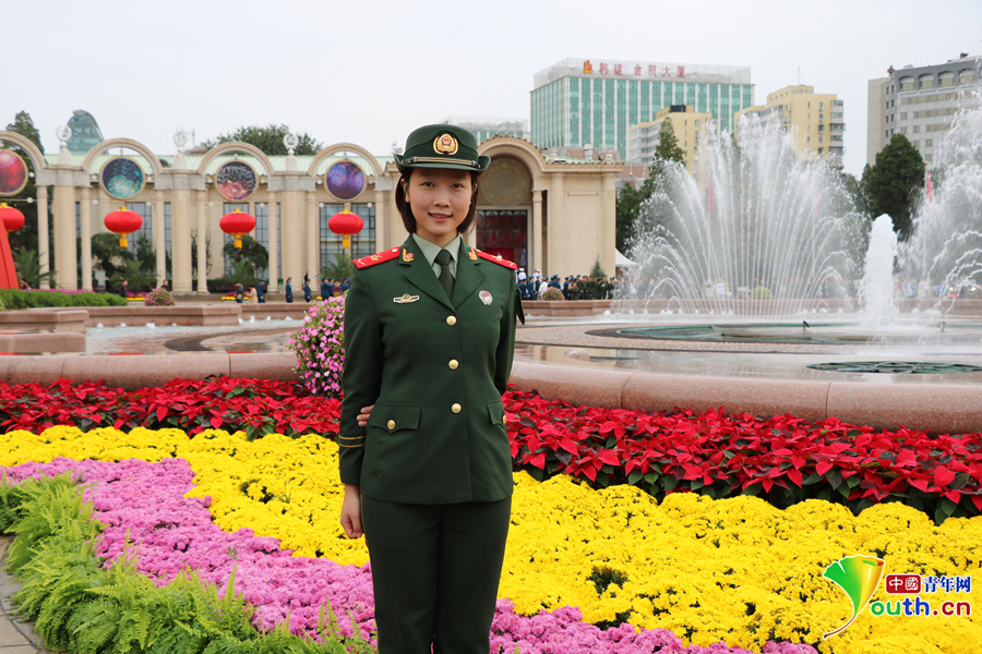 女武警軍裝照片，堅(jiān)韌與柔美的完美融合，女武警軍裝照，堅(jiān)韌與柔美的和諧交融
