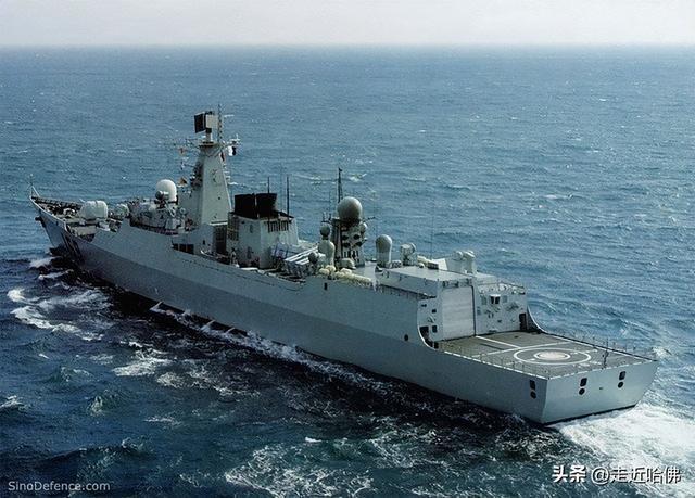 揭秘中國海軍首艘航母艦島之下的秘密——走進(jìn)神秘的168艦內(nèi)部，走進(jìn)中國海軍首艘航母艦島之下的神秘世界——揭秘神秘的168艦內(nèi)部