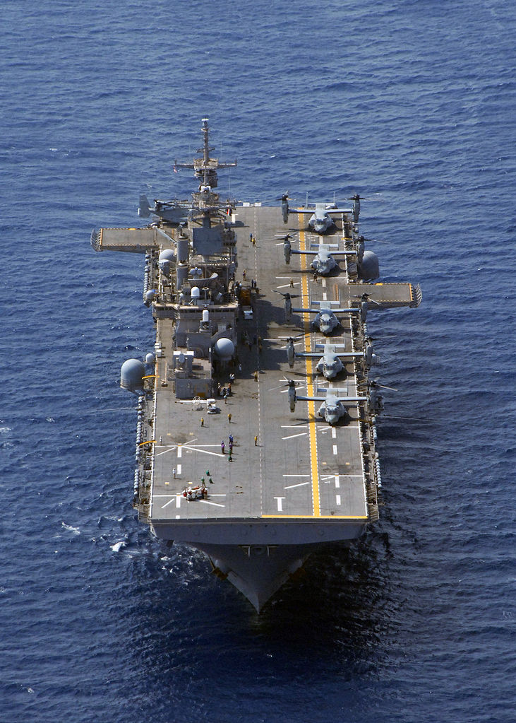 黃蜂級(jí)兩棲攻擊艦的搭載能力，探索現(xiàn)代海軍力量的新篇章，黃蜂級(jí)兩棲攻擊艦的搭載能力，揭示現(xiàn)代海軍力量的新篇章