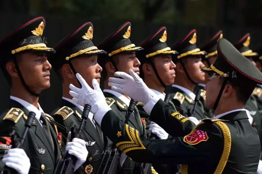 國慶閱兵中的幾個方陣，榮耀與力量的展現(xiàn)，國慶閱兵方陣，榮耀與力量的匯聚