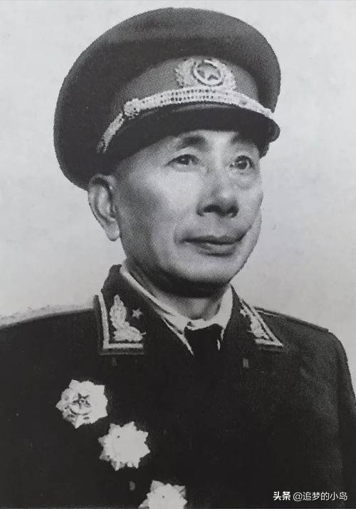 中華人民共和國八一勛章待遇如何，八一勛章獲得者待遇揭秘，中華人民共和國最高榮譽的特權(quán)與尊崇