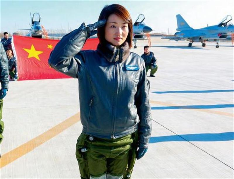 殲10系列戰(zhàn)機一覽表，殲10系列戰(zhàn)機概覽，一覽表揭示戰(zhàn)機實力與特點