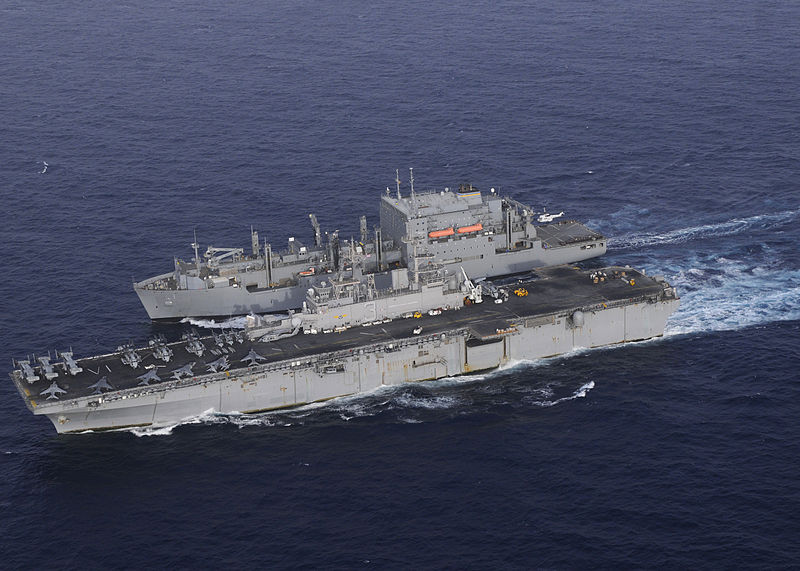 黃蜂級兩棲攻擊艦的外觀特征，黃蜂級兩棲攻擊艦的外觀設(shè)計(jì)特征概述