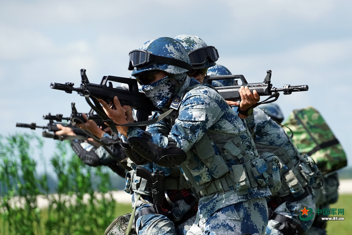 陳德民政委，空降兵15軍的鐵骨錚錚領(lǐng)袖，陳德民政委，空降兵15軍鐵骨領(lǐng)袖