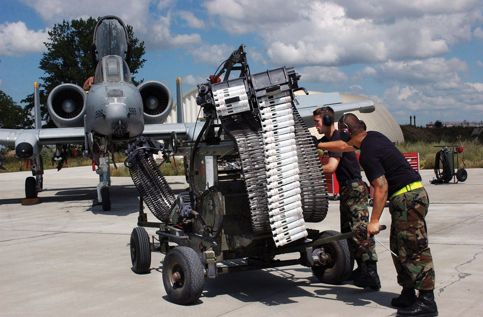 揭秘GAU8機炮，威力與技術的完美結(jié)合，GAU8機炮，威力與技術的完美融合