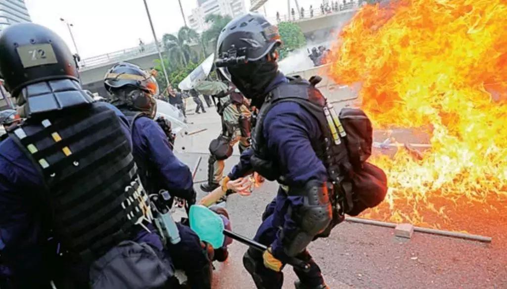 中國警察為何選擇不使用格洛克——深入探究背后的原因，中國警察不使用格洛克手槍的背后原因探究