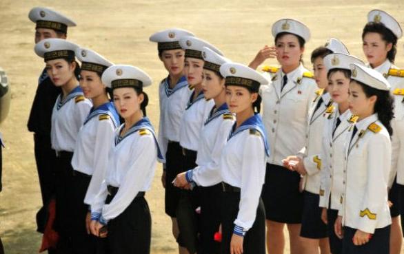 中國056型護衛(wèi)艦艦炮，護衛(wèi)海洋的力量象征，中國056型護衛(wèi)艦艦炮，海洋護衛(wèi)的力量標志