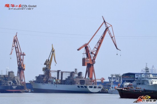 太湖號綜合補給艦，海上力量的重要支柱，太湖號綜合補給艦，海上力量的穩(wěn)固支柱
