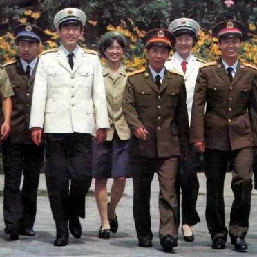 求購85式軍服陸軍全套，歷史、情懷與收藏價值，珍藏歷史情懷，求購全套85式陸軍軍服，探尋收藏價值