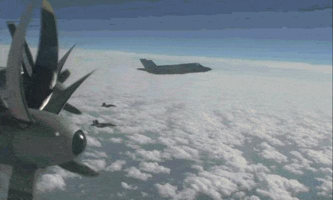 殲-16戰(zhàn)斗機(jī)，空中巨龍的崛起，殲-16戰(zhàn)斗機(jī)，空中巨龍的騰飛之路