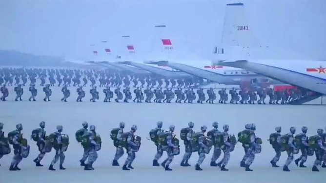 中國軍隊宣傳征兵視頻，新時代的號召與擔(dān)當(dāng)，中國軍隊征兵宣傳視頻，新時代的號召與擔(dān)當(dāng)，青年士兵的擔(dān)當(dāng)精神展現(xiàn)