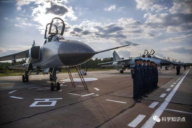 一個空軍師有多少架飛機，深度解析空軍師飛機數(shù)量及其意義，深度解析，空軍師飛機數(shù)量及其戰(zhàn)略意義