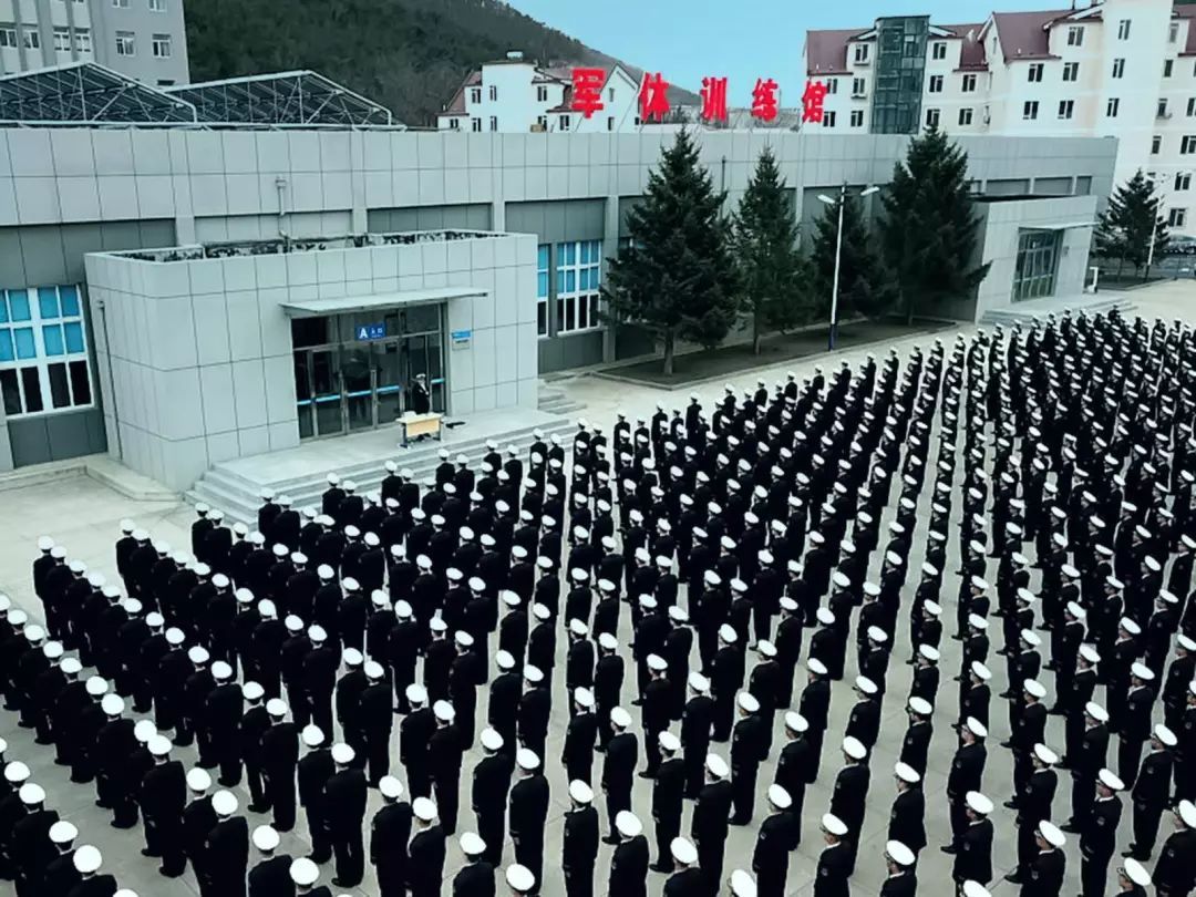 大連潛艇兵學(xué)院，培養(yǎng)精英人才的搖籃，大連潛艇兵學(xué)院，精英人才的培育搖籃