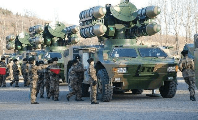 中國(guó)陸軍的主要裝備，邁向現(xiàn)代化的步伐，中國(guó)陸軍裝備現(xiàn)代化邁進(jìn)步伐