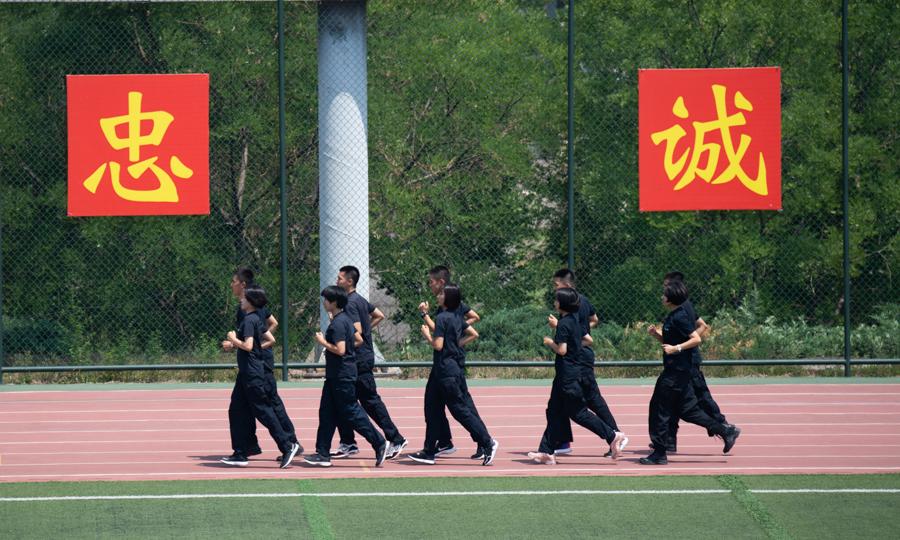 中國(guó)人民武裝警察特種警察學(xué)院，培養(yǎng)反恐精英的搖籃，中國(guó)人民武裝警察特種警察學(xué)院，反恐精英的搖籃培育地