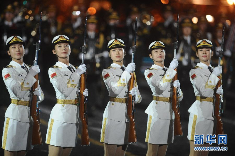 解放軍女兵儀仗隊(duì)完整版，榮耀與力量的象征，解放軍女兵儀仗隊(duì)，榮耀與力量的完美展現(xiàn)