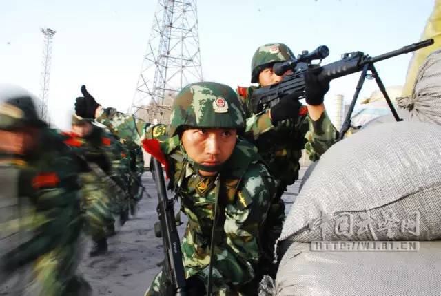 武裝警察部隊(duì)的職能任務(wù)，守護(hù)國家安全與穩(wěn)定的堅(jiān)實(shí)力量，武裝警察部隊(duì)，守護(hù)國家安全與穩(wěn)定的鋼鐵長城