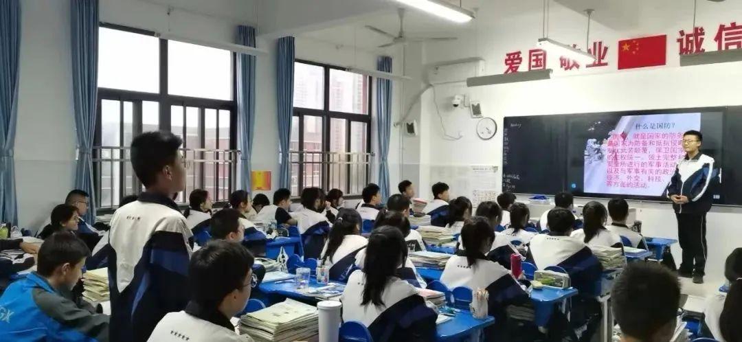 國防軍事類著作讀后感，激蕩心靈，啟迪智慧，國防軍事著作的啟示，激蕩心靈，啟迪智慧之路