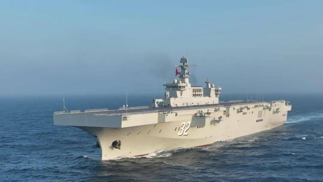 廣西艦，中國海軍的新力量——075型兩棲攻擊艦二號(hào)艦的崛起，廣西艦崛起，中國海軍新力量——075型兩棲攻擊艦二號(hào)艦的震撼登場(chǎng)