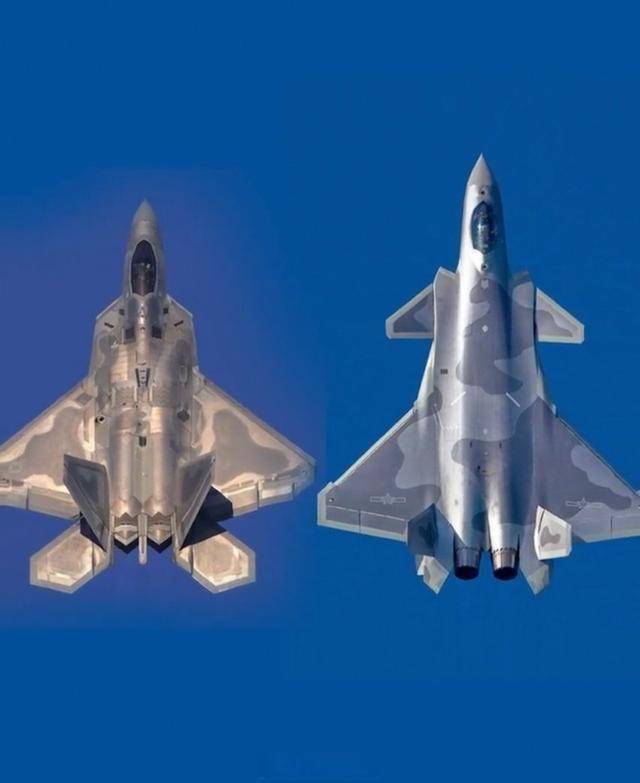 殲-20與F-22，究竟誰更厲害？，殲-20與F-22，誰更勝一籌？對比解析