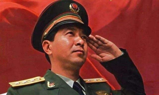 丁曉兵的英雄事跡，鐵血軍魂的榮耀篇章，丁曉兵的英雄事跡，鐵血軍魂的榮耀篇章