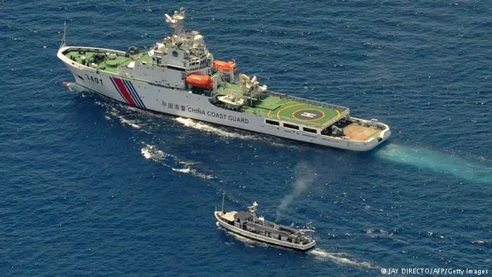 南海風(fēng)云，我艦奉命撞擊你艦，南海風(fēng)云，我艦堅決撞擊應(yīng)對挑戰(zhàn)