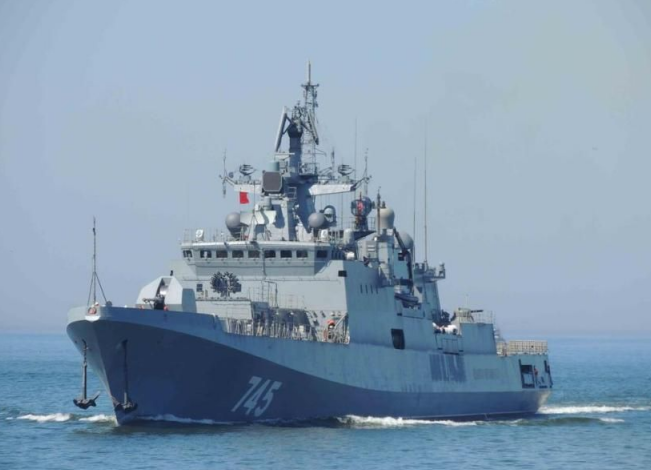 揭秘中國(guó)海軍遼寧艦的前身，102艦屬于哪個(gè)艦隊(duì)？，揭秘中國(guó)海軍遼寧艦的前身及前身艦隊(duì)的秘密，102艦所屬艦隊(duì)揭曉