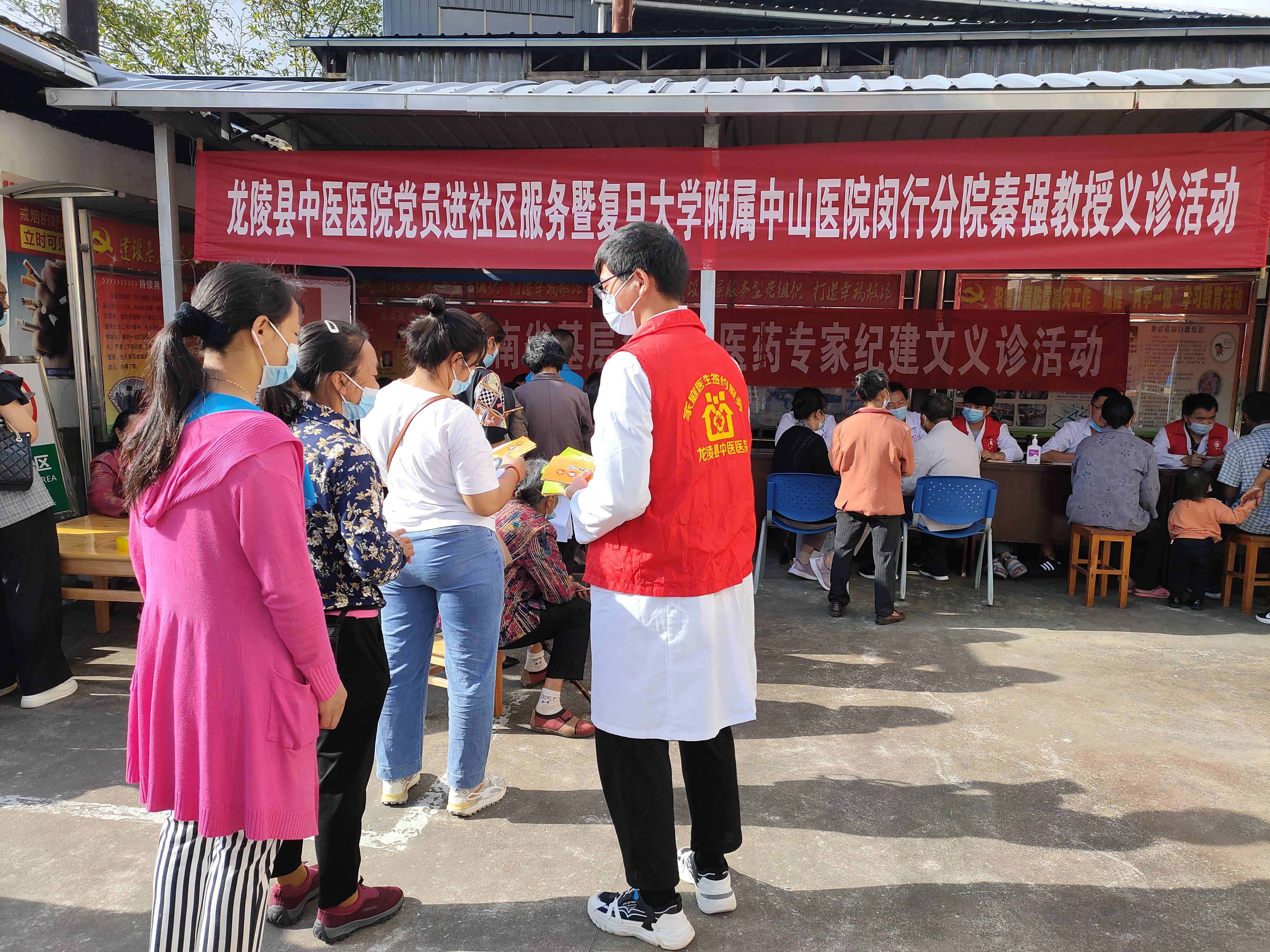中部戰(zhàn)區(qū)總醫(yī)院全力支援上海，共筑防線，守護(hù)生命之光，中部戰(zhàn)區(qū)總醫(yī)院全力支援上海，攜手共筑防線守護(hù)生命之光