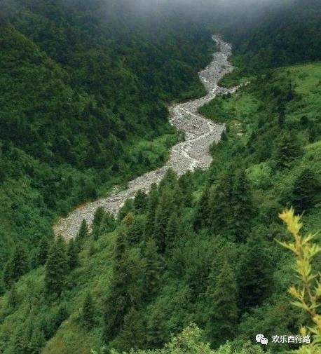 亞東的意思及其內涵探討，亞東的深層含義與內涵探討