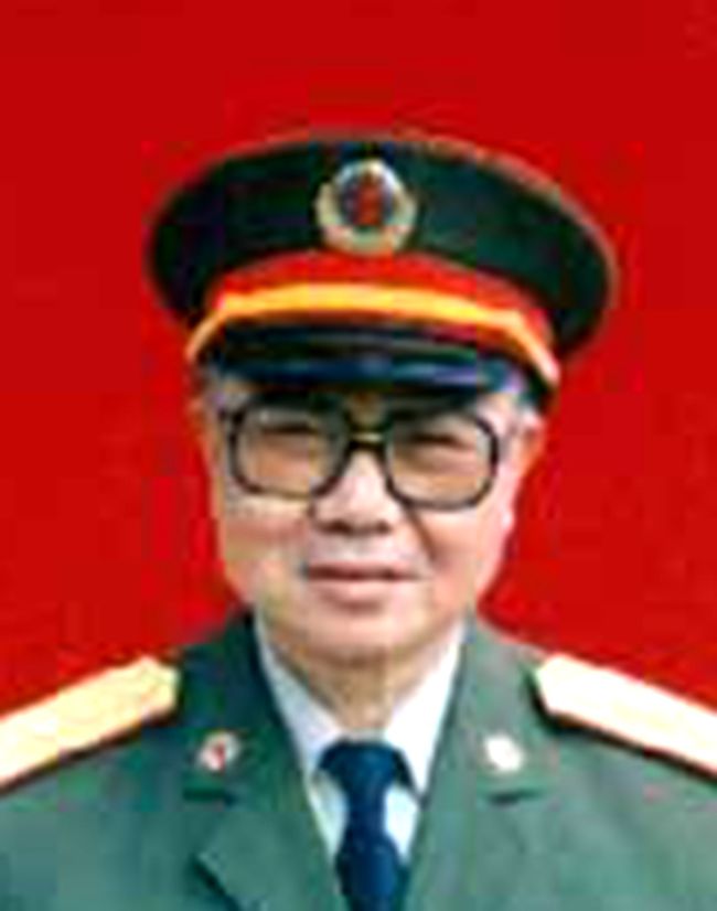 國防大學(xué)校長鄭和上將，引領(lǐng)軍事教育的卓越領(lǐng)導(dǎo)者，國防大學(xué)校長鄭和上將，軍事教育的卓越領(lǐng)航者